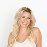 Headshot of Irvine Reiki practitioner Alison Papazois